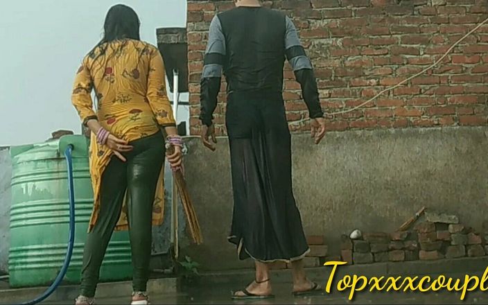 Top xxx couple: भारतीय वर्षा स्नान।