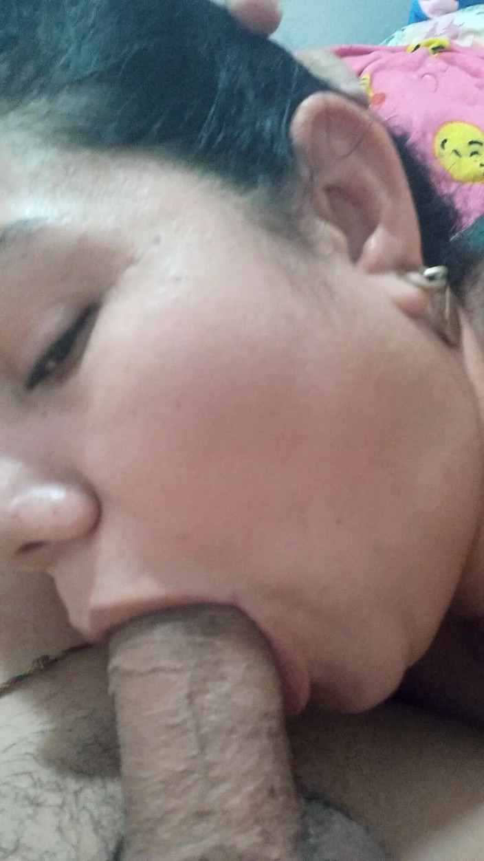 Valkyrie and Luigy Couple: Жена наслаждается сосать