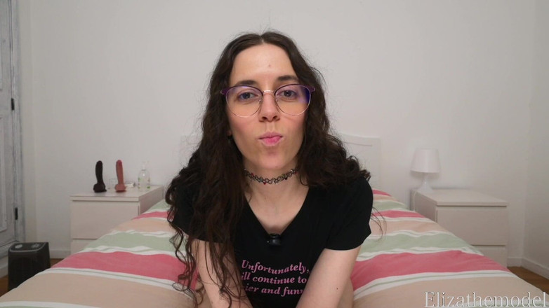 ElizaTheModel: 用我的舌头看着你