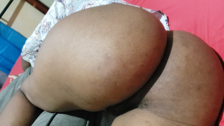 Lovemina: pramaanik ghar ka bana seks phantaasi, bari gand hot baalon...
