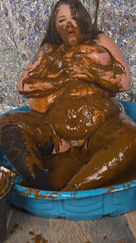 Melonie Nosha Huge Tits and Hairy Chick Is a Big Sexy Mess