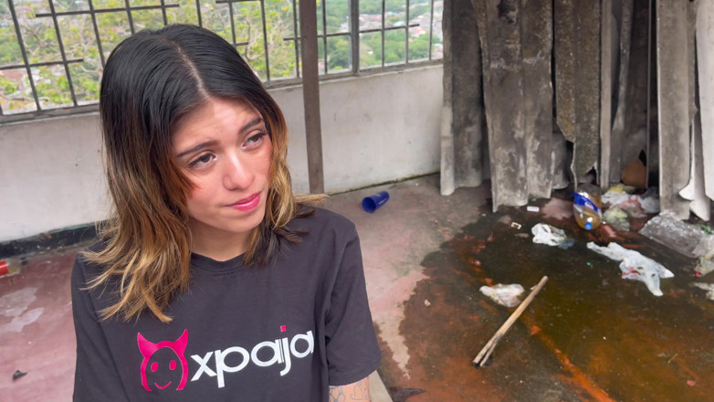 DereckandZoe: I Fuck My Stepsister in the Middle of an Adventure