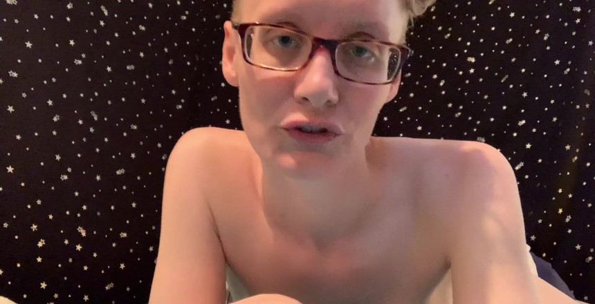 LeahWilde: Adakah Awak Mahu Melihat Pepek Saya?