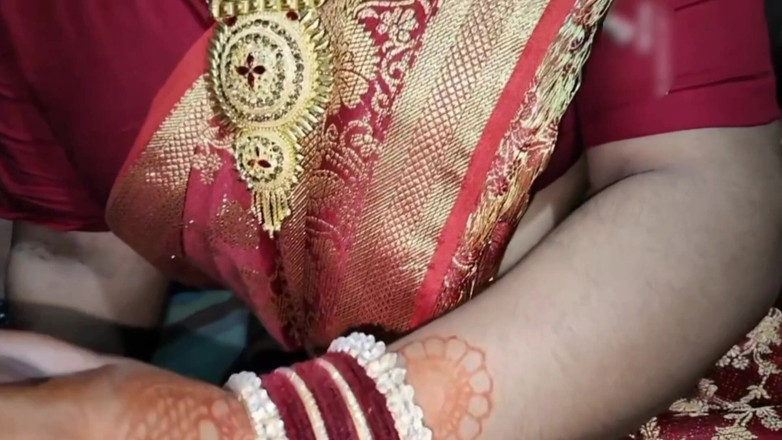 Akhi moni: I Got My Stepmother Fucked.