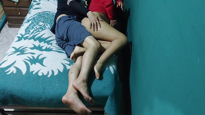 Josyandhot: Sdílení postele se sexy bhabhi indkou