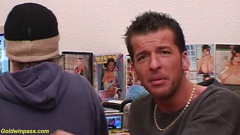 Goldwin pass: Její první drsný anální kancelářský sex