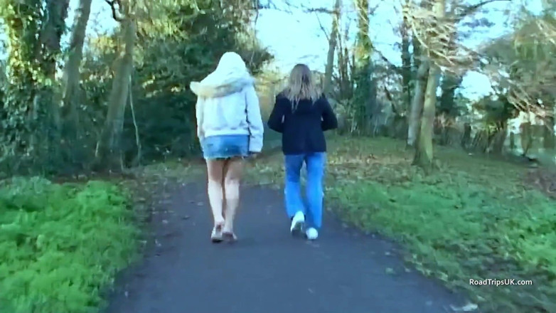 Road Trips UK: Roadtrip to Mitcham: Michelle &amp; Poppy Morgan