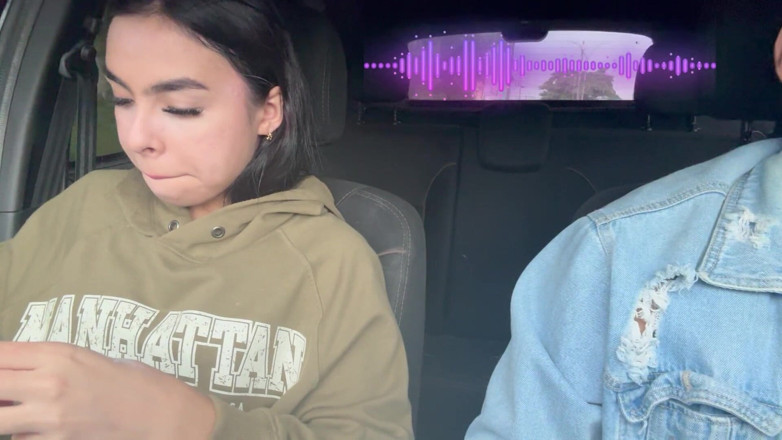 Teen amateur Latinas: Petite Student Gives Handjob in the Car and Makes Him...
