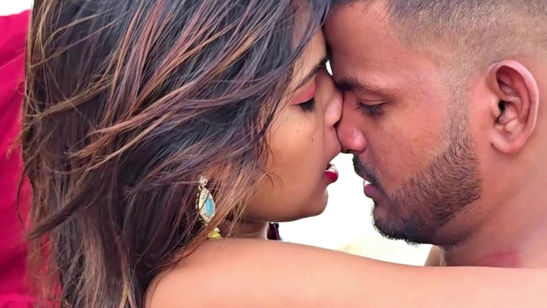 PINKPUSSY: 섹시한 밤에 음란한 Devar와 로맨스하는 인도 바비