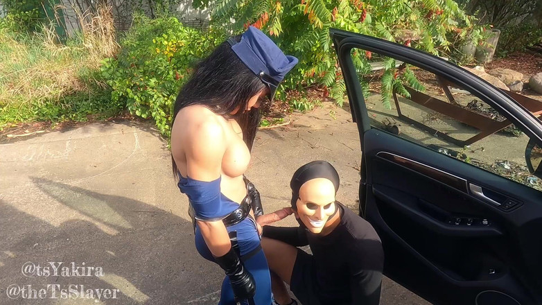 The XXXS layer: Tgirl yarak em ya da hapse git feat ts yakira