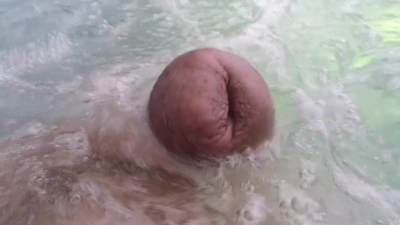 Monster_Meat_: Cuming in jacuzzi