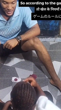 Ele jogou seu caminho para meu pote de mel