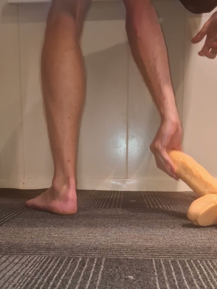 NoFace Twink X: Solo männlicher extremer analdildo - riesiges spielzeug