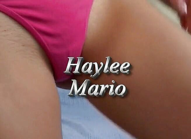 Teens Get it Hard: 可爱的金发少女的珍贵阴户被坚硬的鸡巴操