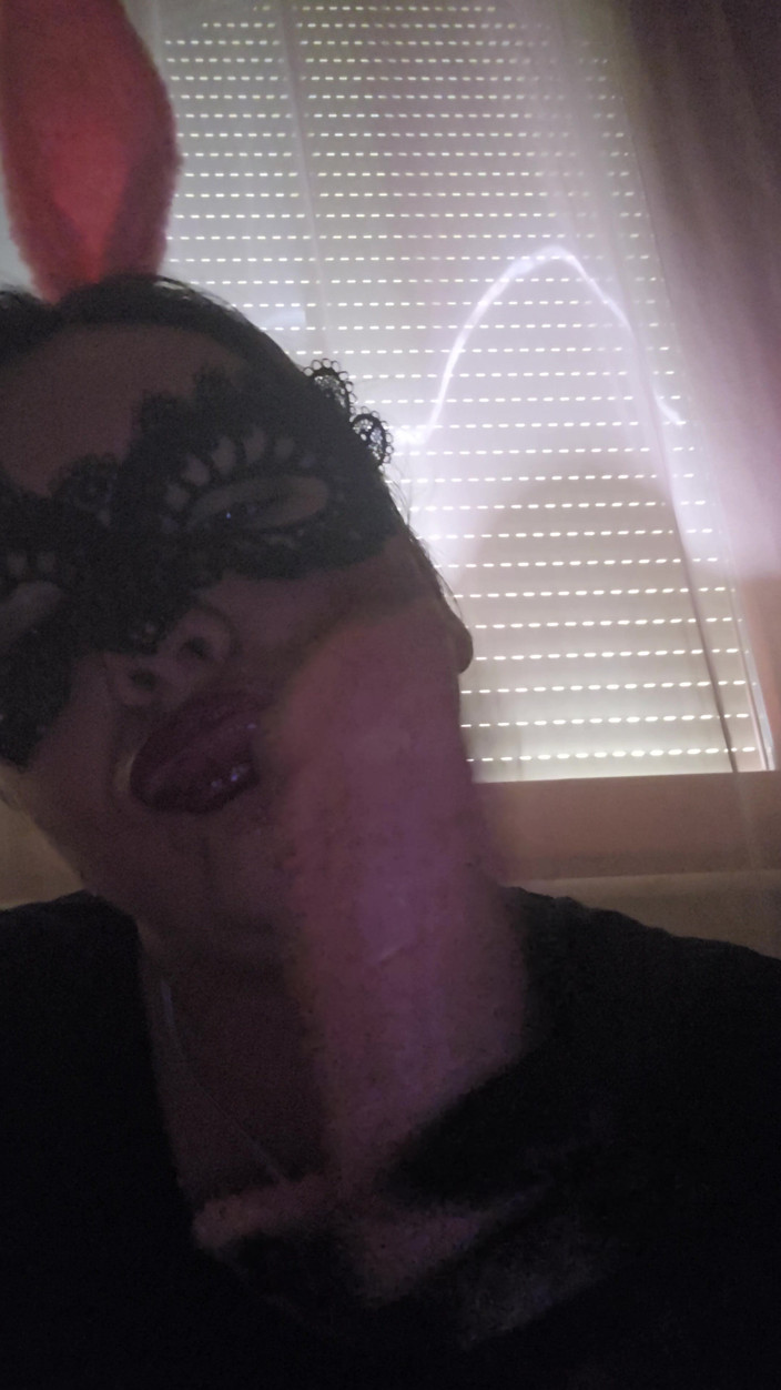 Sexybutterfly123: Oral, Masturbation, Dildo