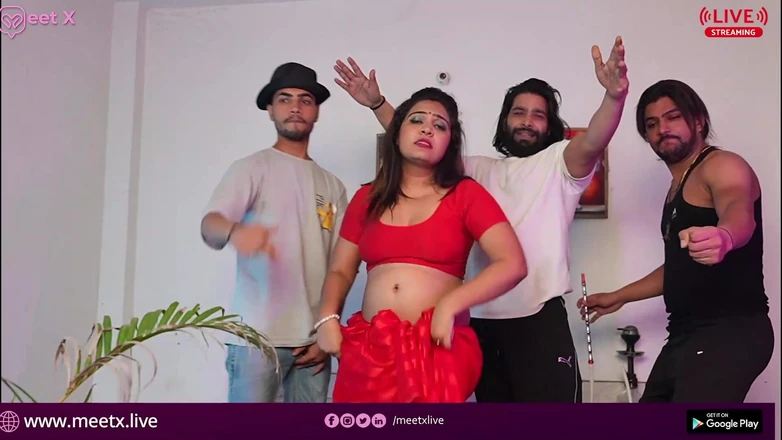 MeetX: Seks sensasi sama Alka dengan kain sperma warna merah