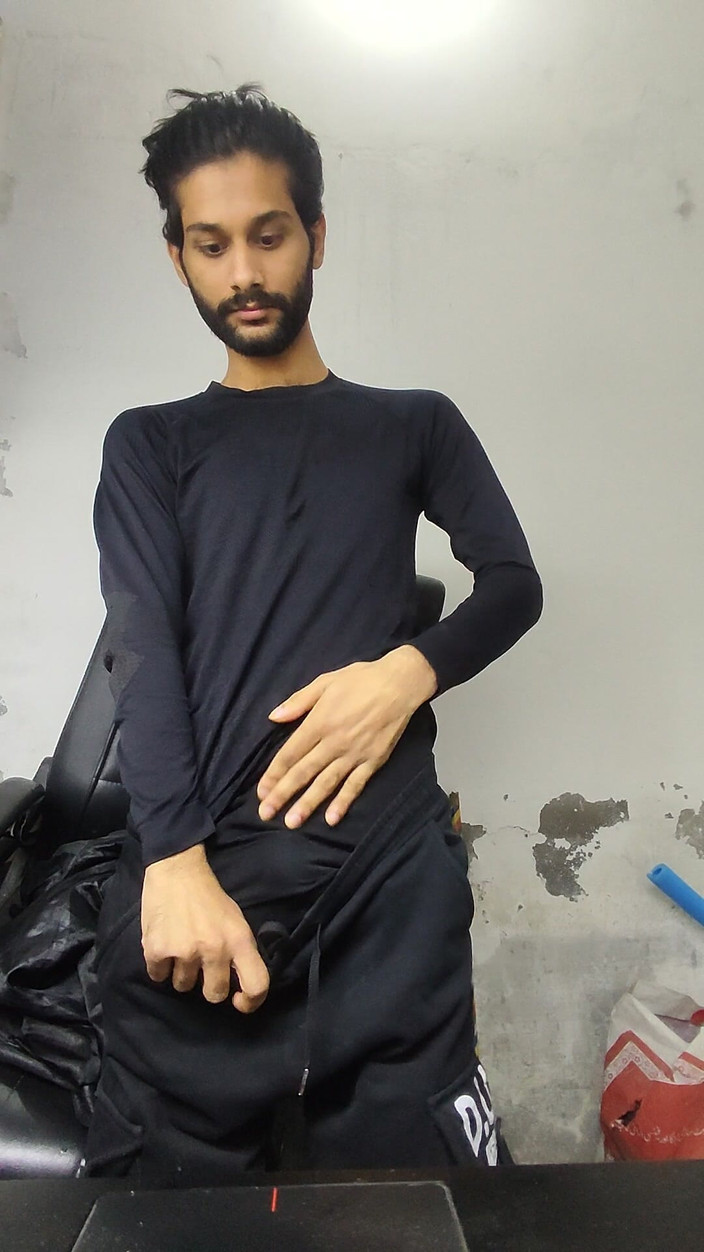 Zaid Valen: Zkus masturbovat v obchodě, ale někdo přijde a svádí