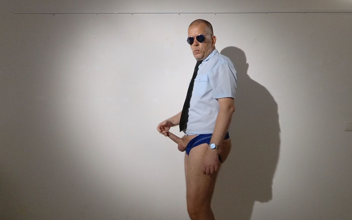 GERMANE_XL: Horny Cop 16 Cum Shots Xl