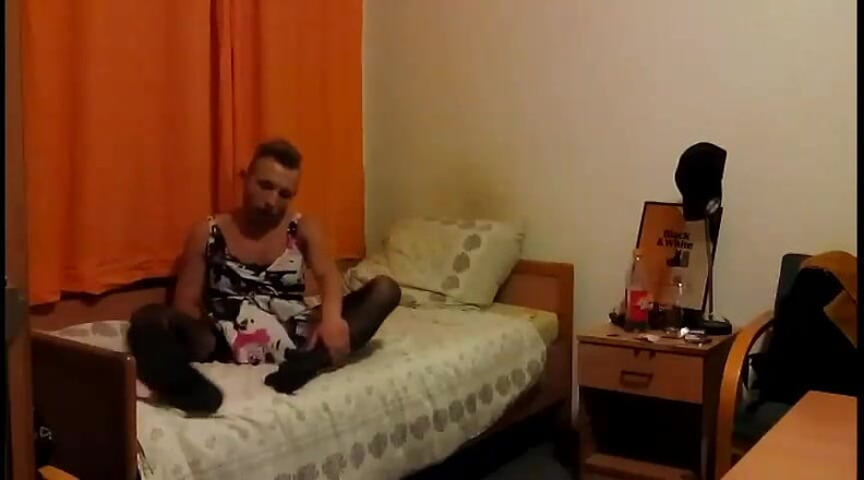 Lana - Kai: Crossdresser v převleku