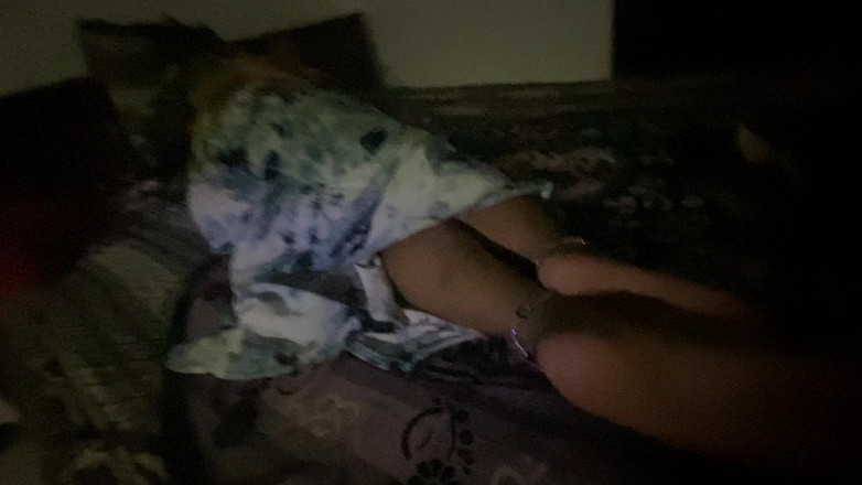 Arabicqueen: Sờ và ấn đít bự