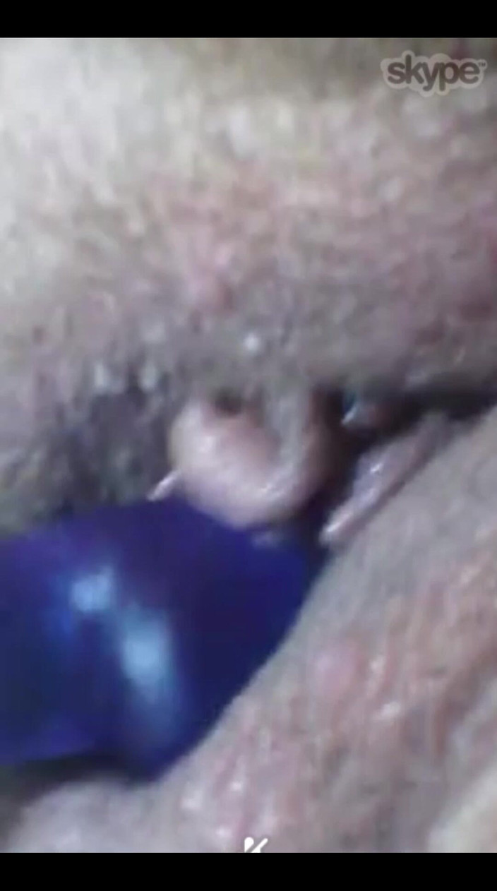 playcouple45: Han knullar medan jag är på videosamtal