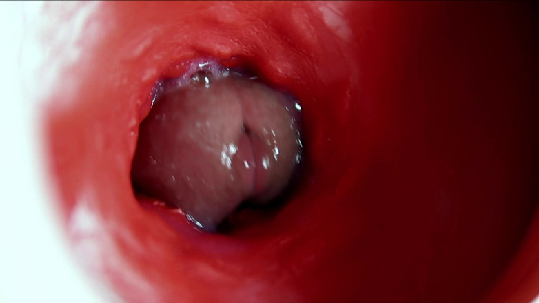 SEXY_GUYBEST: Một con cu to xinh đẹp chảy dồi dào bên trong...