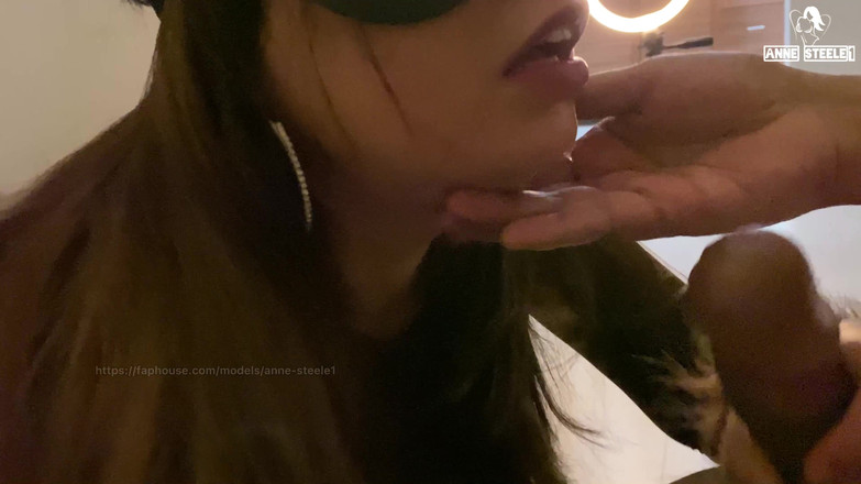 Anne Steele: 家賃を払わせるために大家にヤラせてやった