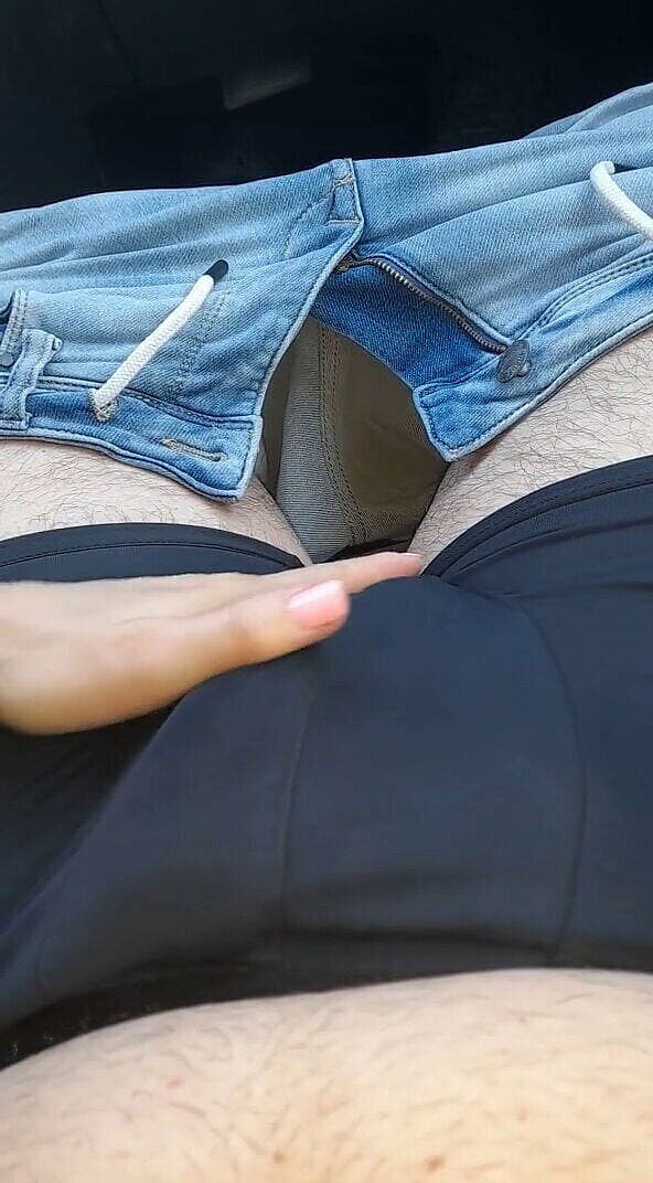 Audrey: Futând-o pe soția mea șefă în parcarea unei plaje