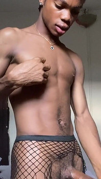 Aku berhasil bikin dia keenakan