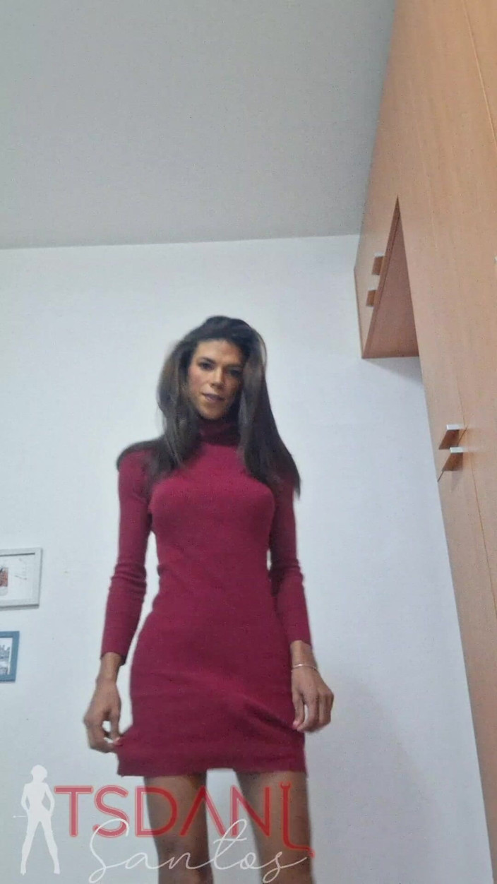 Tsdanisantos1: Durante una videollamada, dijo que quería leche para bebé