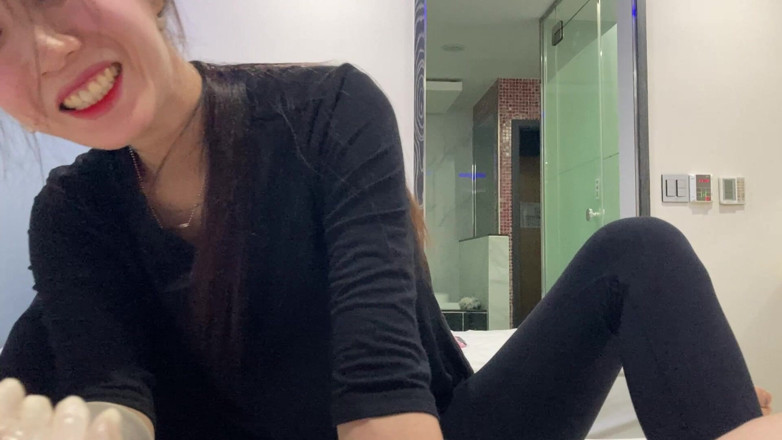 Glove Mistress: Так, ні Атласні рукавички королеви жорстокі головки дражнити і екстремальний оргазм контроль дрочки руками