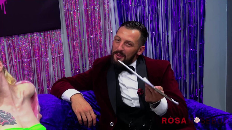 rosarosebud: Gameshow - 分心！与Rosa Rosebud和诚实的答案