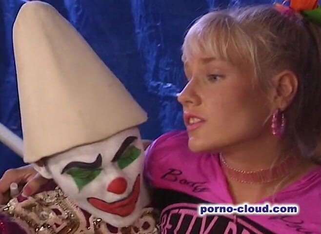 Porno Cloud: Clowns Fucking Better