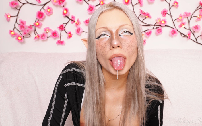 Vasya Sylvia: Divulya-sweet ağzını - büyük!