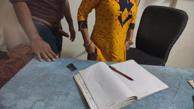 Mumbai Ashu: Cikgu tetap berbohong, itulah sebabnya Ashu lewat, itulah sebabnya Sir...