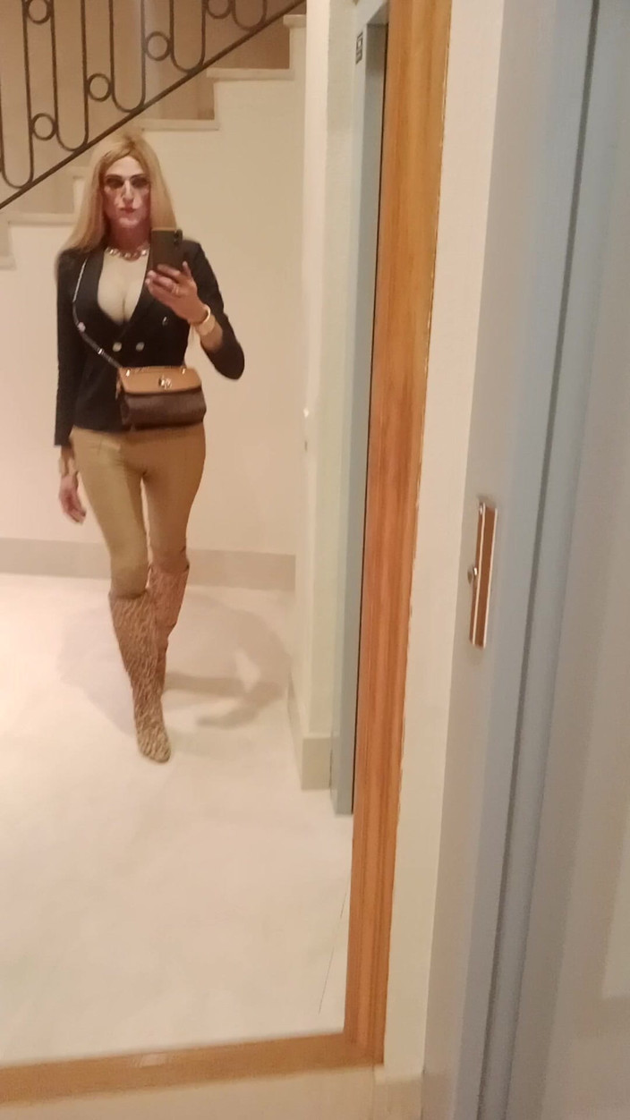 Tatiana Zorrita: Вихід 3