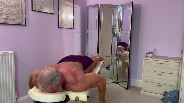 Masseusaa: Muscle Man dostaje szczęśliwe zakończenie