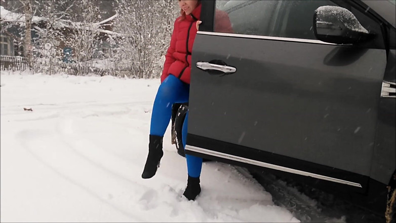 RedRoseRus: No skirt in blue pantyhose-Full version