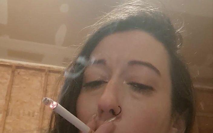 Naughty alchemy: Feitiço infundido fumando