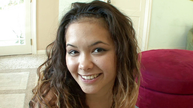 The Anal Queens: बड़ी गांड वाली काले बाल वाली लैटिना बैकडॉटर्स में लेती है