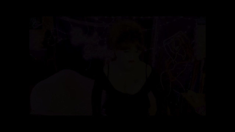 FemmeCheri120: 3 क्लिप धूम्रपान और कपड़े उतारना