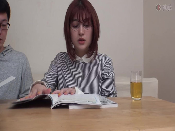 Raptor Inc: 大学生がプライベート英語レッスンを受ける