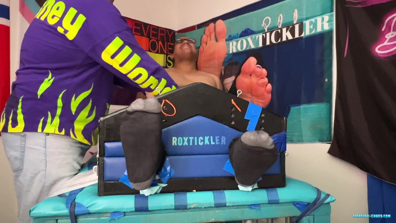 Ticklish Chubs: La première fois d’un gros Oscar