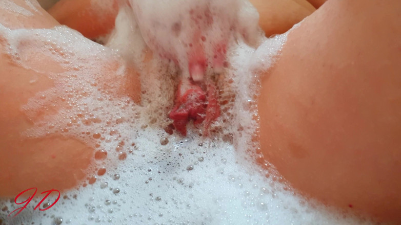 JuicyDream: JuicyDream - Pussy play and cum on her ass in the...