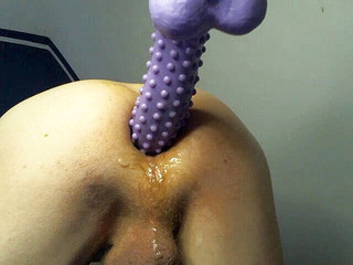 MeandI2: Mesin seks dan dildo landak 2