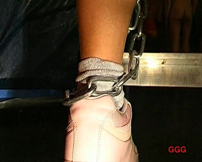 GGG John Thompson Classic Retro: Ggg John Thompson - Gadis Sekolah Comel Mahu Menelan Dan Menelan