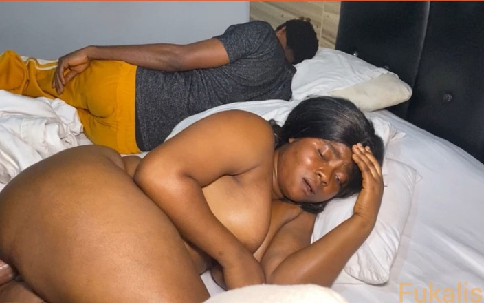 Fukalistik: Cheating Housewife Mrs Angela Caught Sneaky Fucking on Her Bed...