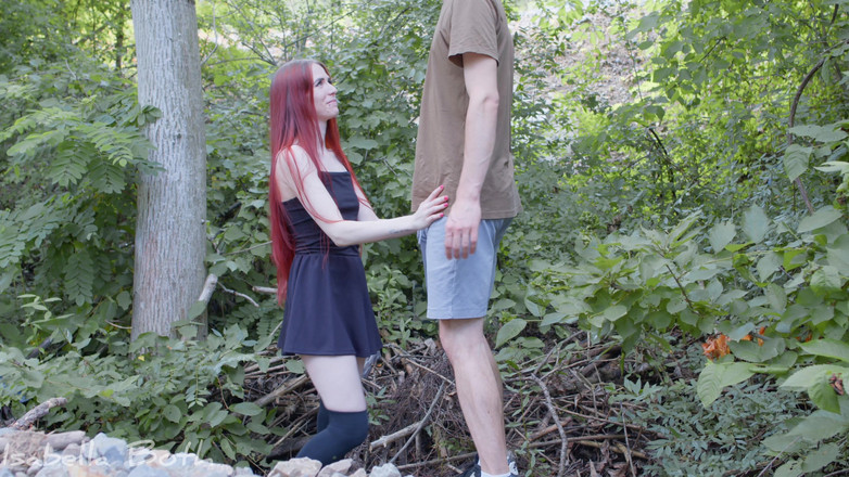 Isabella Both: Mamada y meada juegan con una chica extraña que encontré...