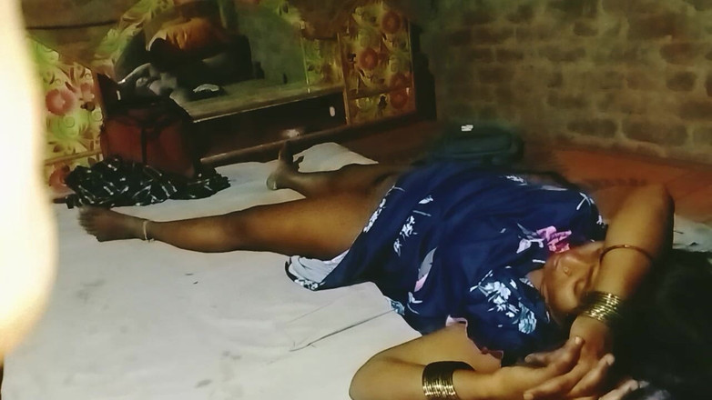 Ghazipur Uttar: Bihar tr xhtad kayınbiraderi ji apne sali ko bed me...