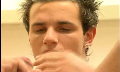 Latino Boys Studio: Carey Lexes pokazuje nam wszystko, co ma ...